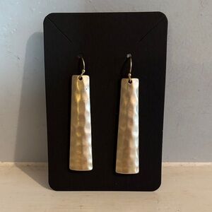 Chic Hammered Matte Gold Earrings